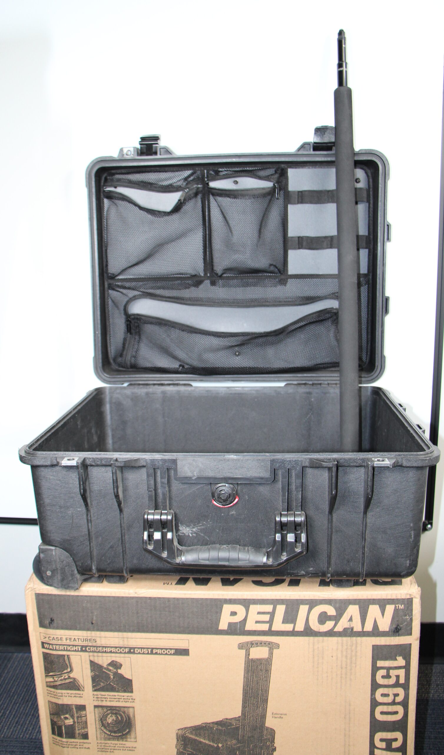 Zoom H6 ENG Pkg W/Microphone, Boompole, Case, Windscreen - Image 2