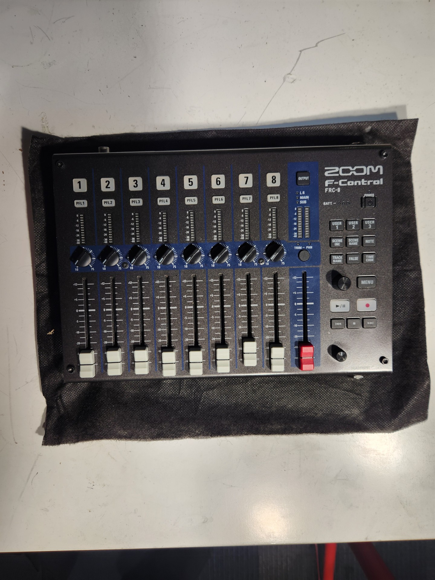 Zoom FRC-8 Control Surface for F8 and F4 Recorders