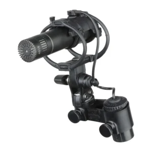 Cinela E-OSIX Suspension: E-OSIX for DPA 4011C and 4018C with a microphone mounted on its swivel.