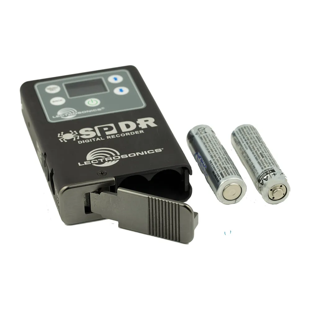 Lectrosonics SPDR Stereo Portable Digital Recorder: The open battery compartment beside two AA batteries.
