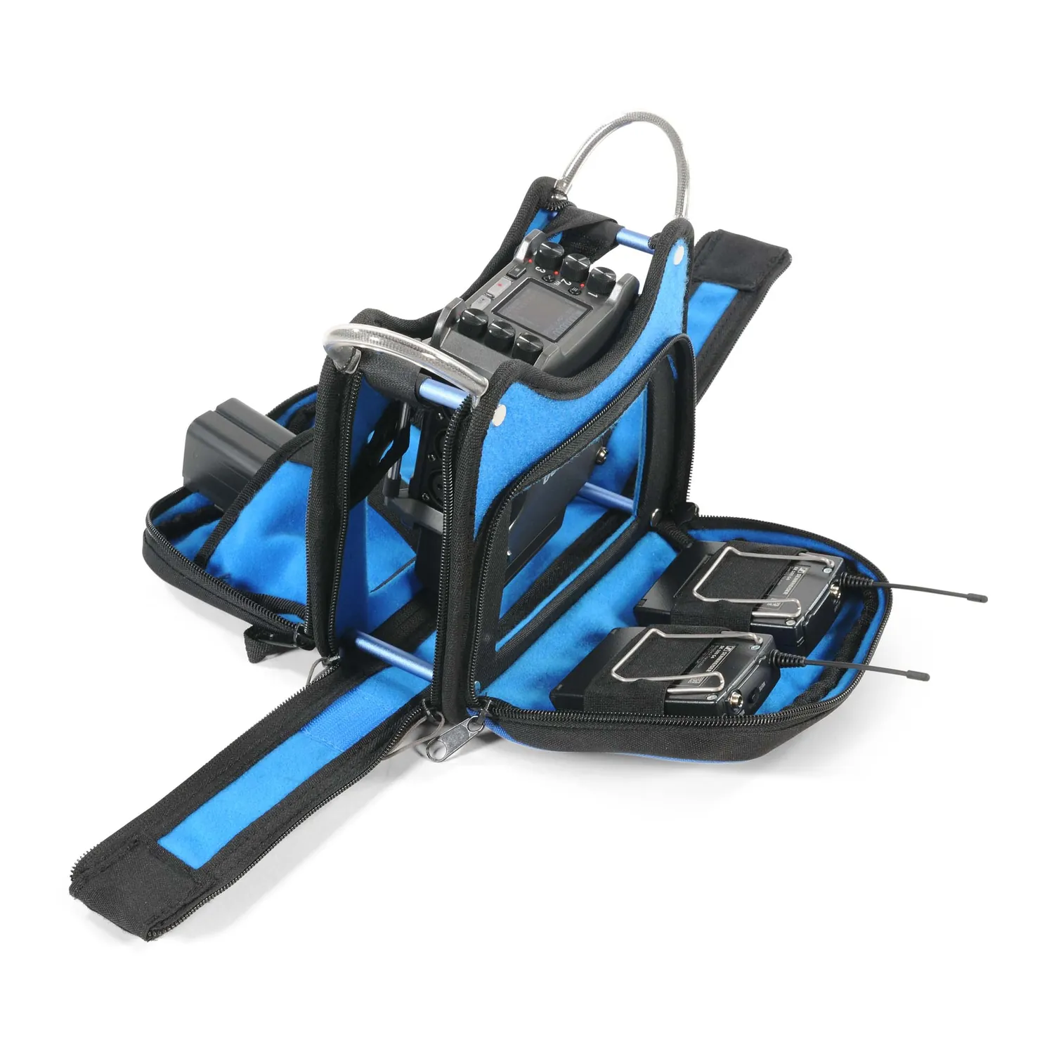 ORCA OR-268 Low Profile Audio Mixer Bag for Zoom F6: the bag opened.