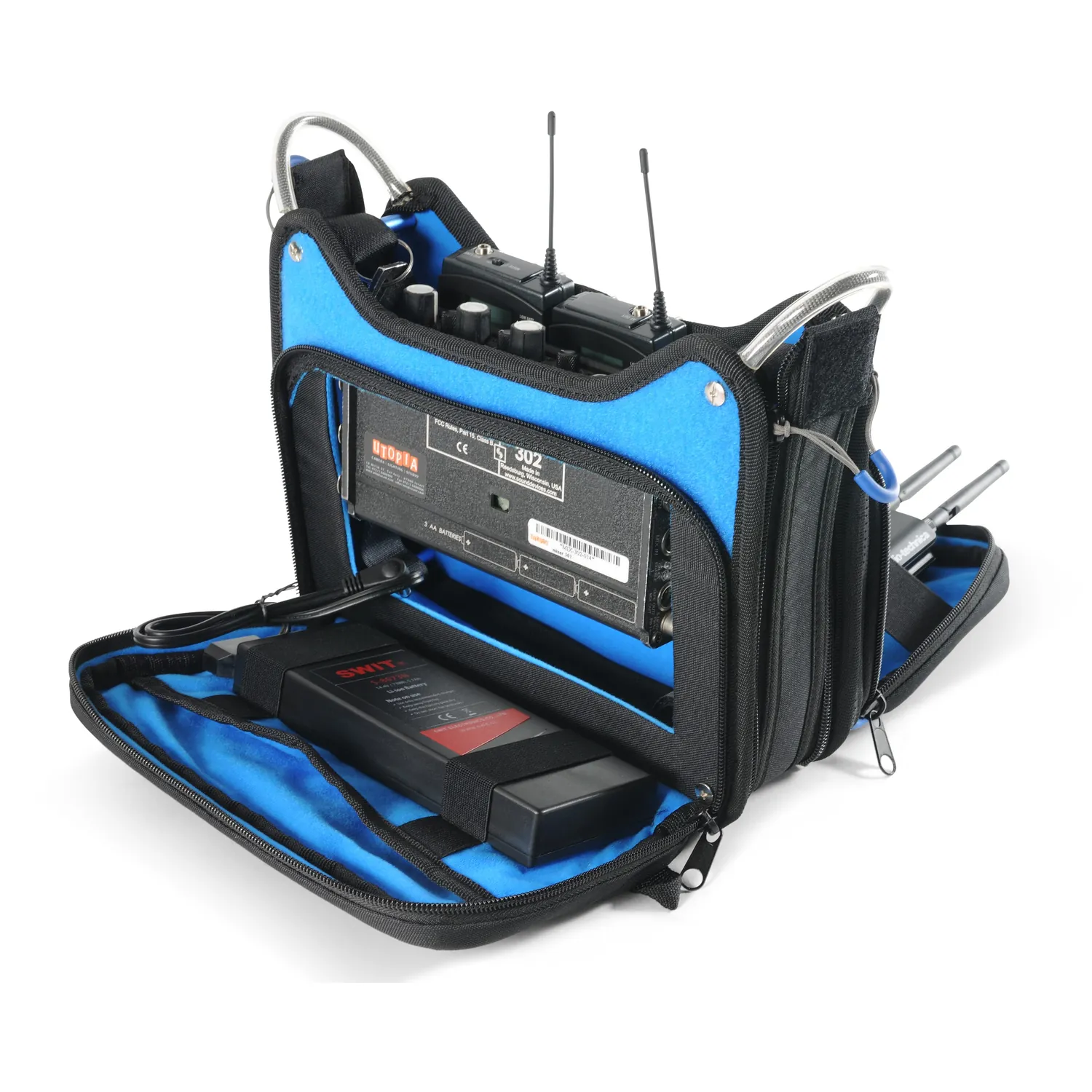 ORCA OR-272 Low Profile Audio Mixer Bag for Zoom F8n and MixPre-10: the back pocket opened.