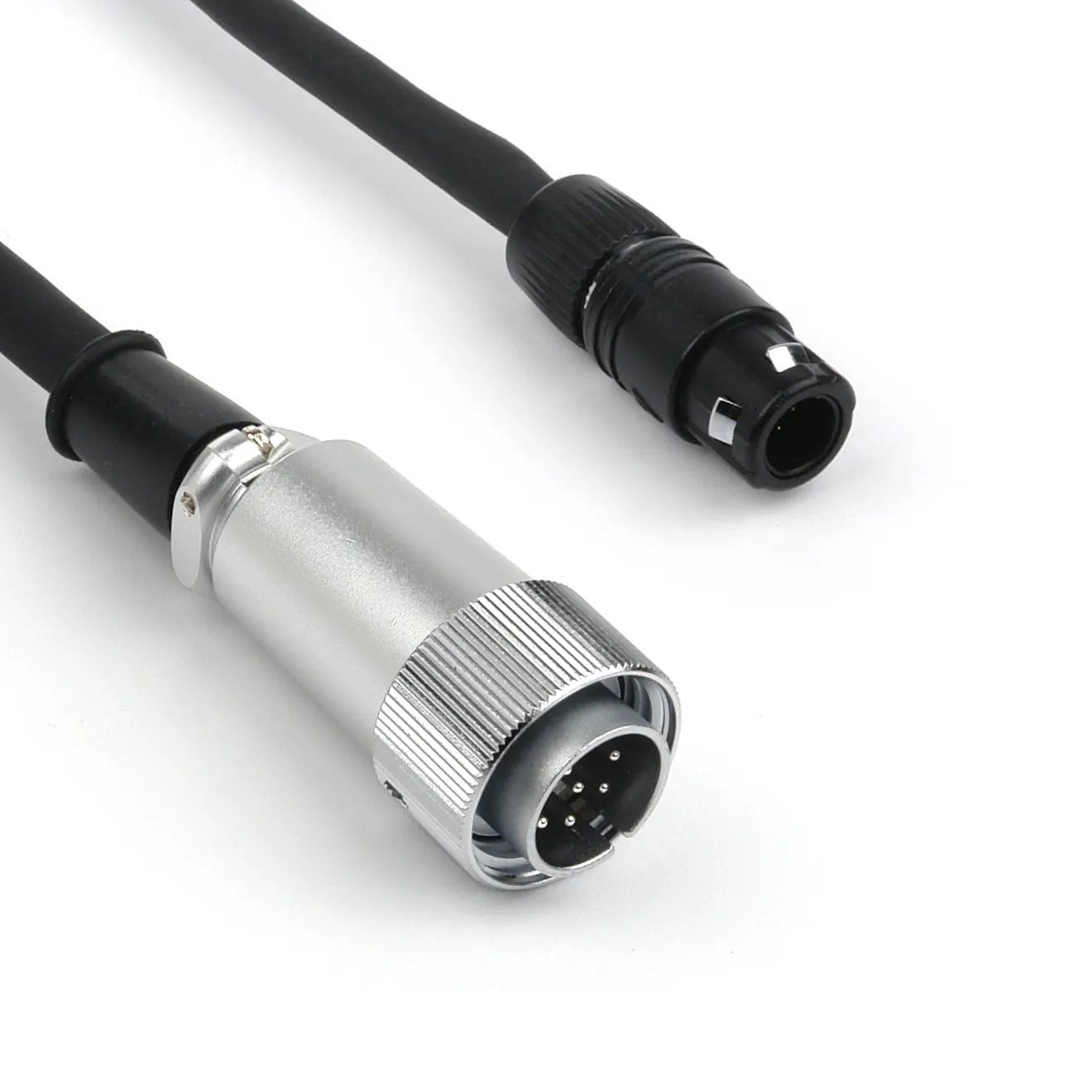 Remote Audio CABETAMIXS Breakaway 10-Pin Hirose M to Neutricon M: The 10-pin Hirose and Neutricon connectors up close.