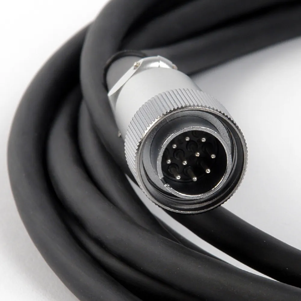 Remote Audio CABETAMIX Breakaway Mixer End Cable: The 10-pin Hirose connector up close.