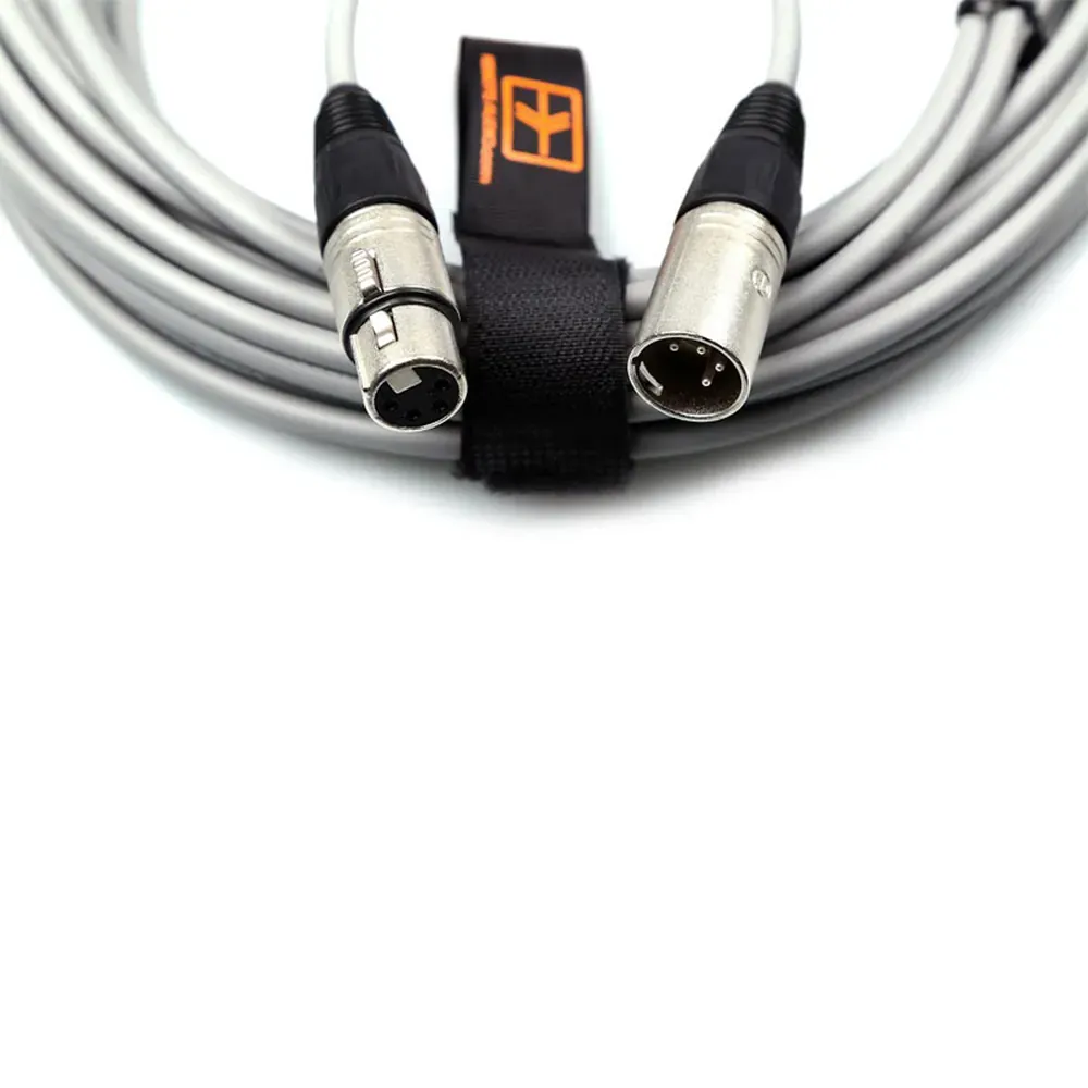 Remote Audio CABLX4P200 Bell and Light Premium Flex Cable (200 ft): A closer view of the two four-pin connectors and the Remote Audio strap.