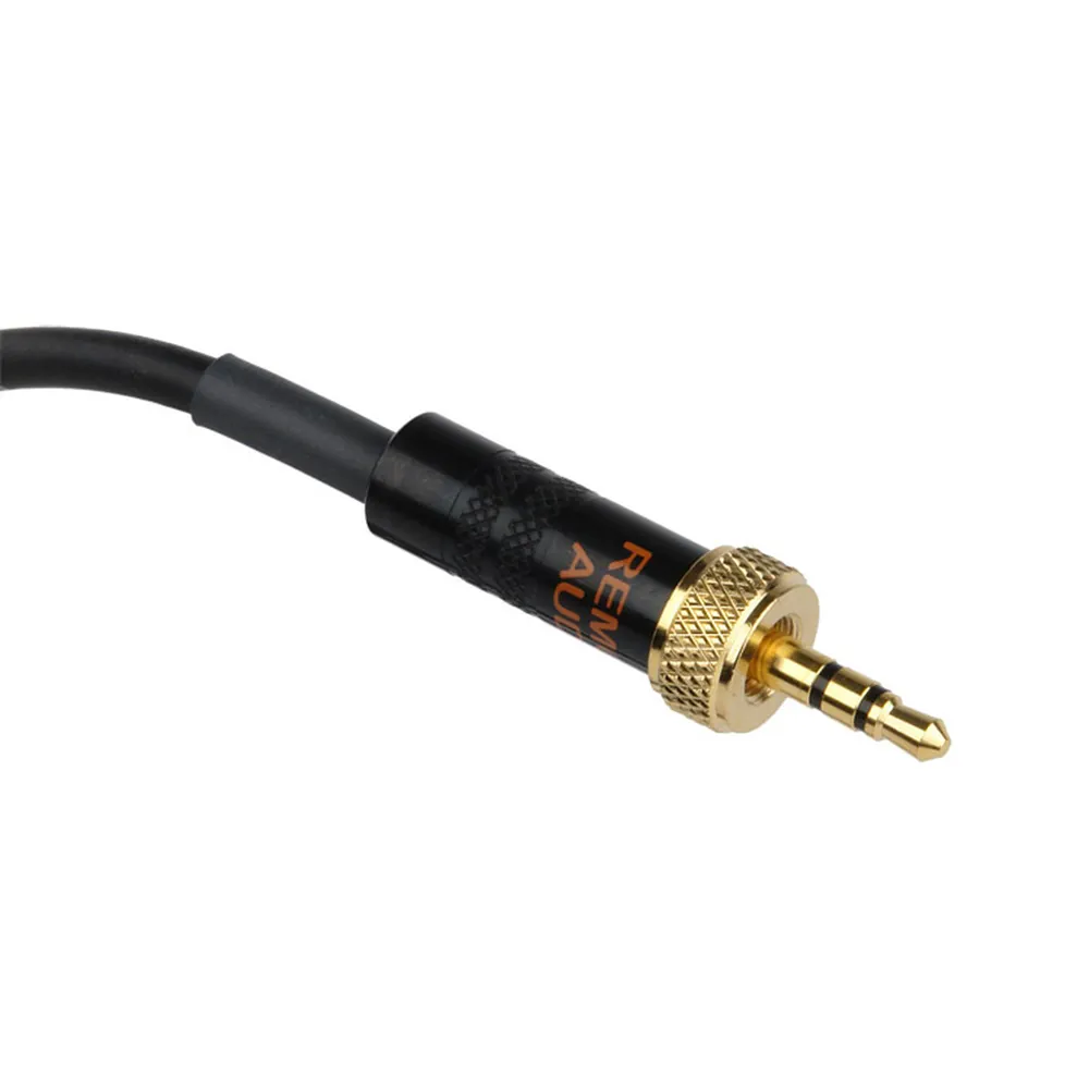 Remote Audio CASDT3/3.5 Adapter Cable for Tape/Mix Out to Sennheiser: The 3.5 mm locking plug up close.