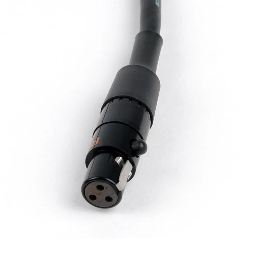 Remote Audio CAT3FL12 Balanced Jumper Cable TA3F to TA3F (12 in): The TA3F plug from the front.