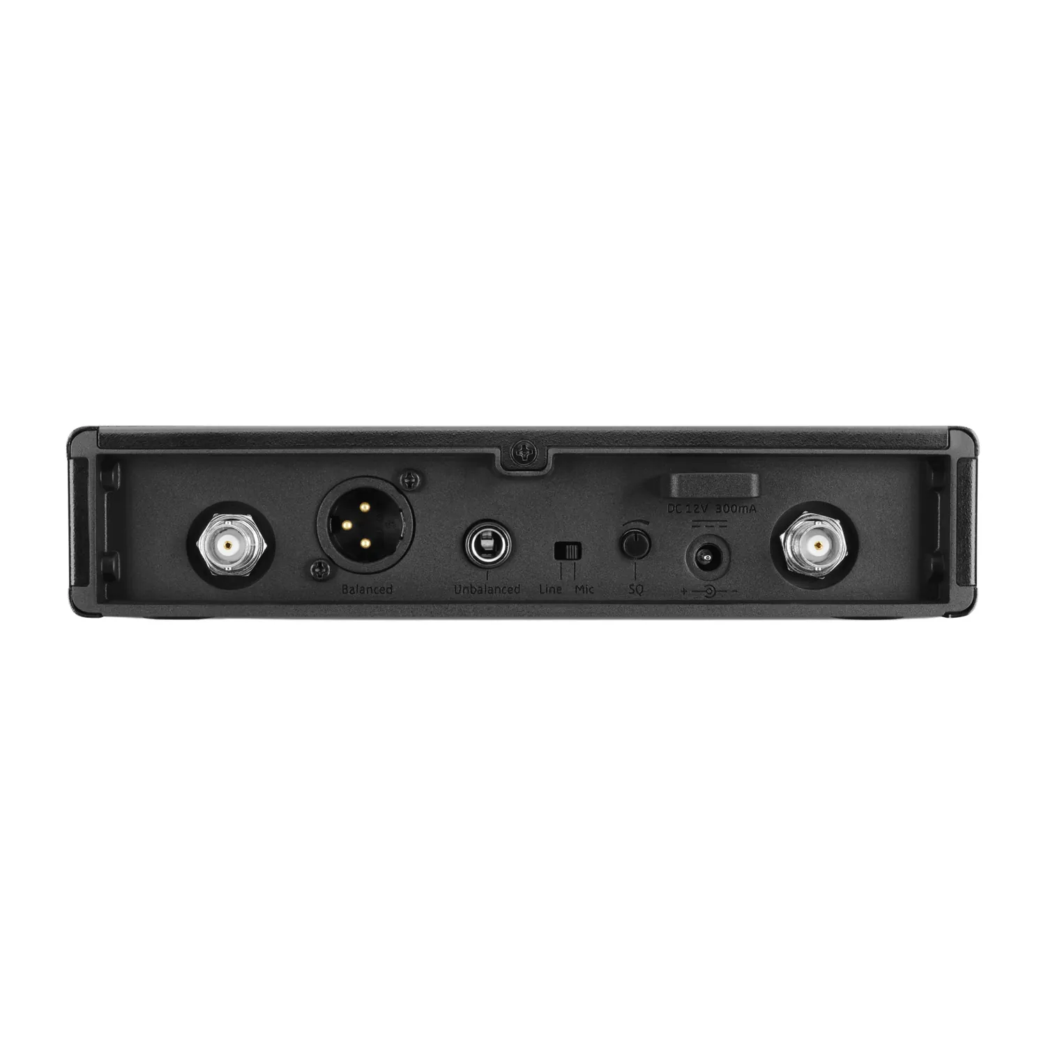 Sennheiser XSW 2-ME2 Wireless Lavalier Set (548-572 MHz): The EM-XSW 2 rear panel, with its XLR and 6.3 mm outputs.