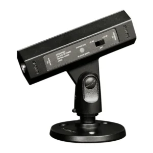 Shure UA834 In-Line Antenna Amplifier: The UA834 on its supplied stand mount.