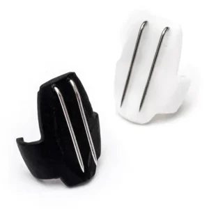 Viviana Beetle Vampire: black and white clips side by side, showing their pins.