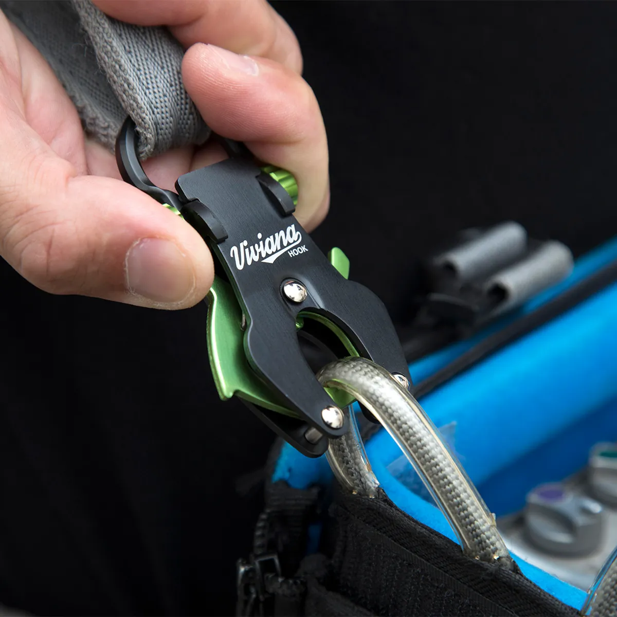 Viviana Hook Carabiner for Sound Bags: hook carrying a sound bag on a harness.