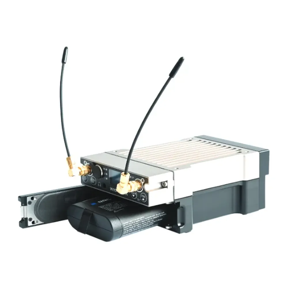 Wisycom BCA54 Battery Module for MCR54 Receiver: An MCR54 receiver mounted on the BCA54 battery module, antennas fitted.